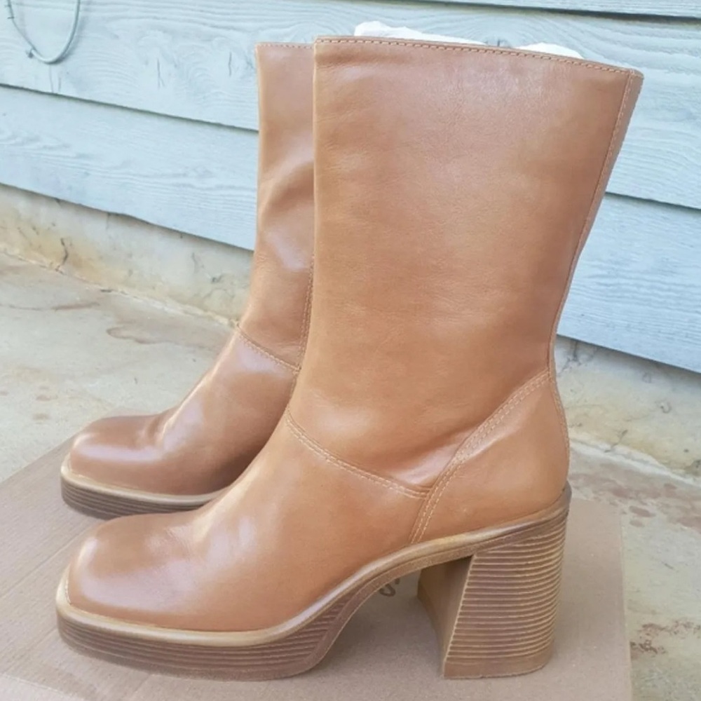 Steve Madden Camel Leather Block Heel Boots